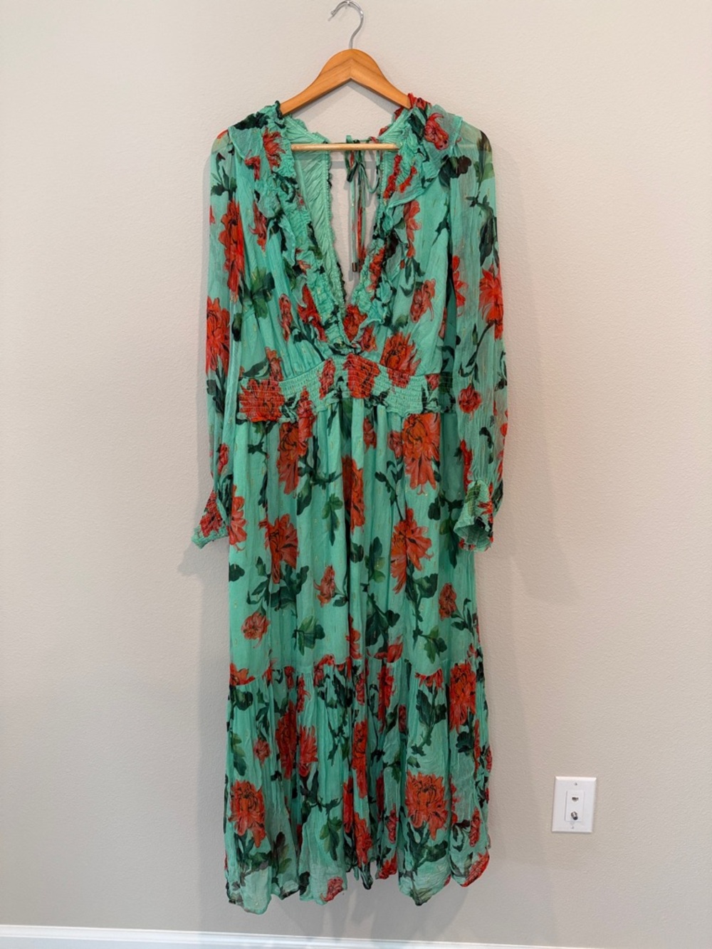 Anthropologie The Odetta Ruffled V—Neck Dress